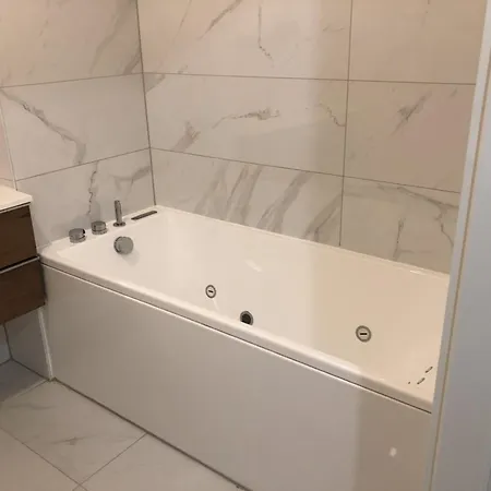 Apartman Super F4 Avec Parentale Strasbourg